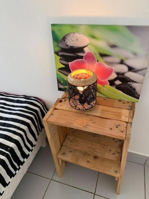 Petit Prix Et Grand Confort A Saint Gilles Les Bains 外观 照片