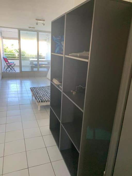 Petit Prix Et Grand Confort A Saint Gilles Les Bains 外观 照片